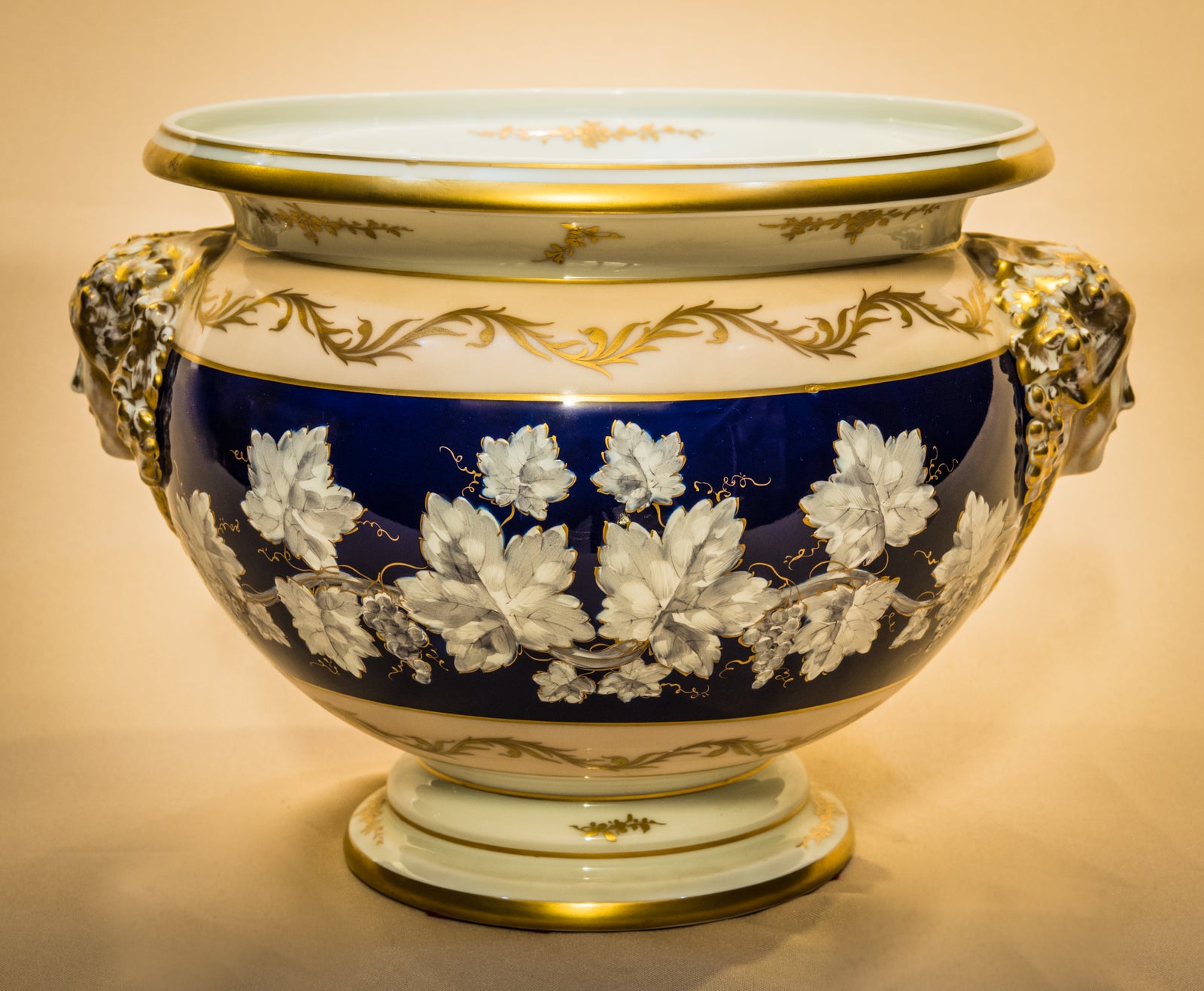 Blue & White Foilage Bowl