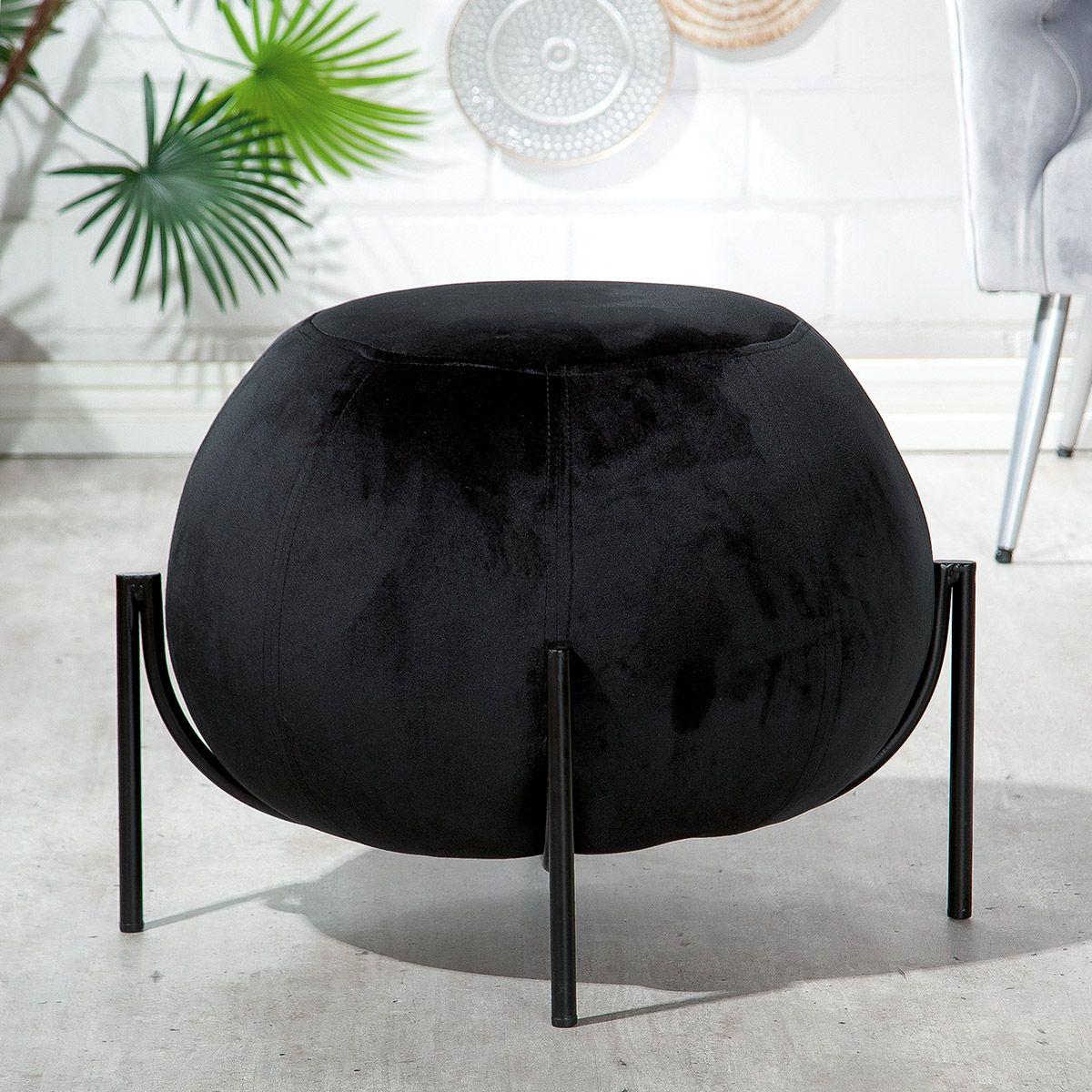 Velvet Pouf
